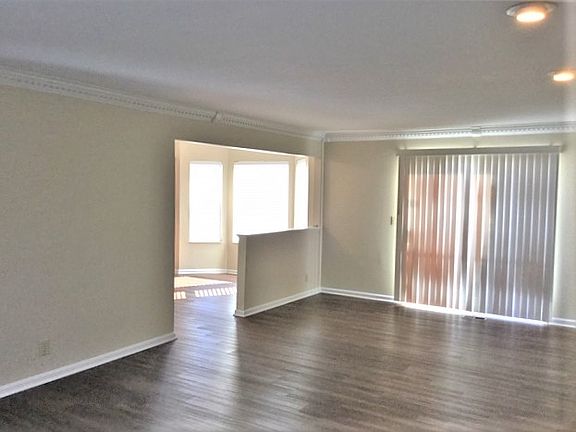 3rd image of 10753 Cypresswood Dr