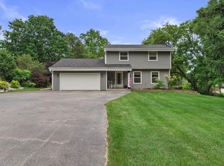 W156N11660 Pilgrim Rd, Germantown, WI 53022