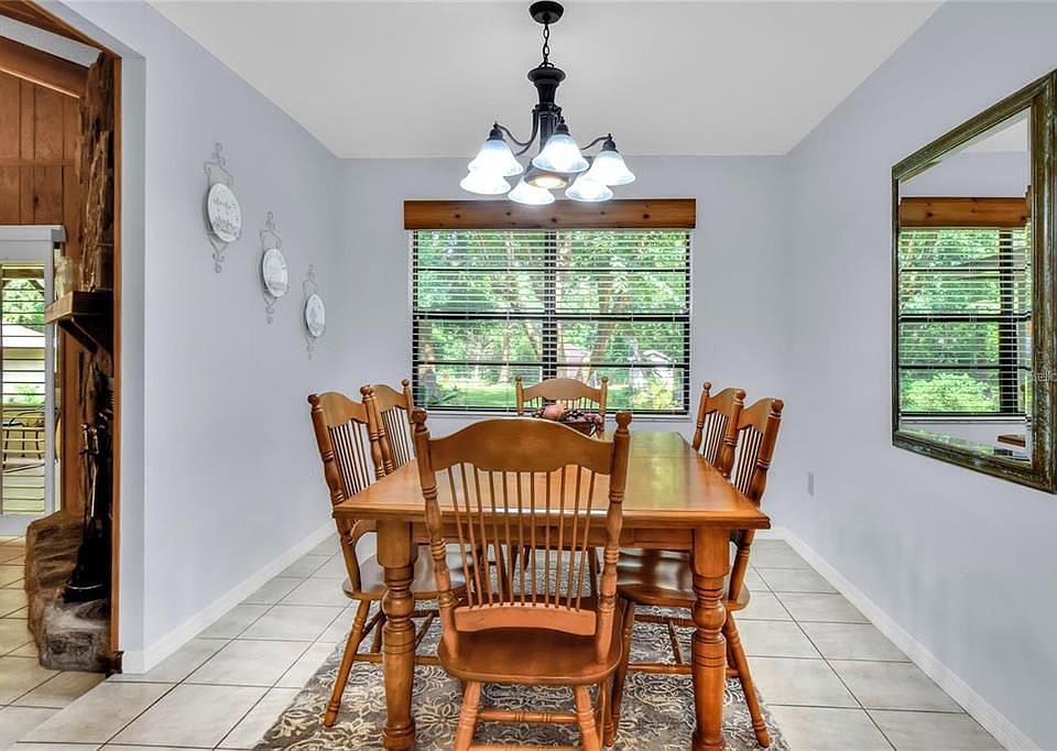 2nd image of 2624 Eastbrook Dr