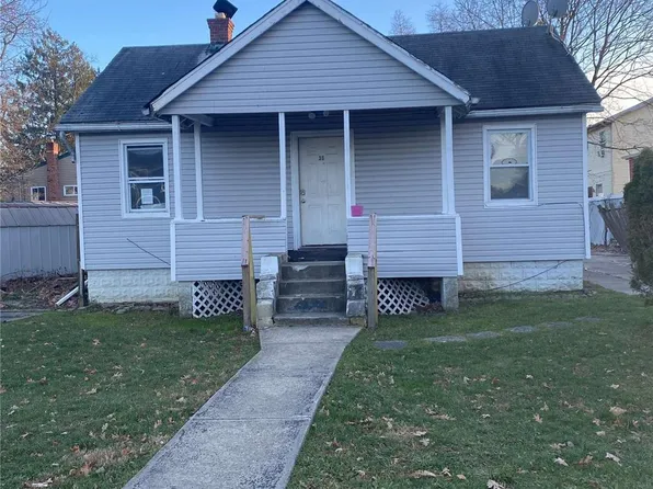 30 Jamaica Avenue, Wyandanch, NY 11798