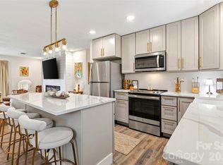 263 Fairway Ln, Spruce Pine, NC 28777