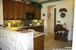 4th image of 22515 Lynridge Dr