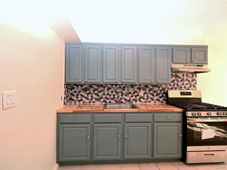 1510 Beach 12 St #2 — Photo 7