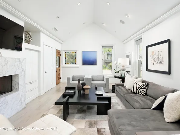 533 W Francis St, Aspen, CO 81611