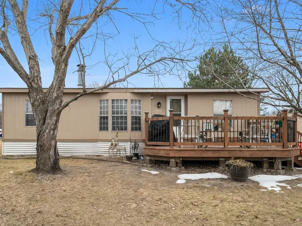 1596 Park St, Shoreview, MN 55126