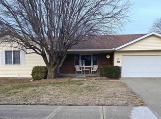 2110 Mariana Dr, Pekin, IL