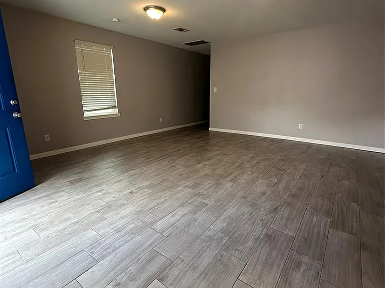 7307 Avenue O #2 — Photo 2