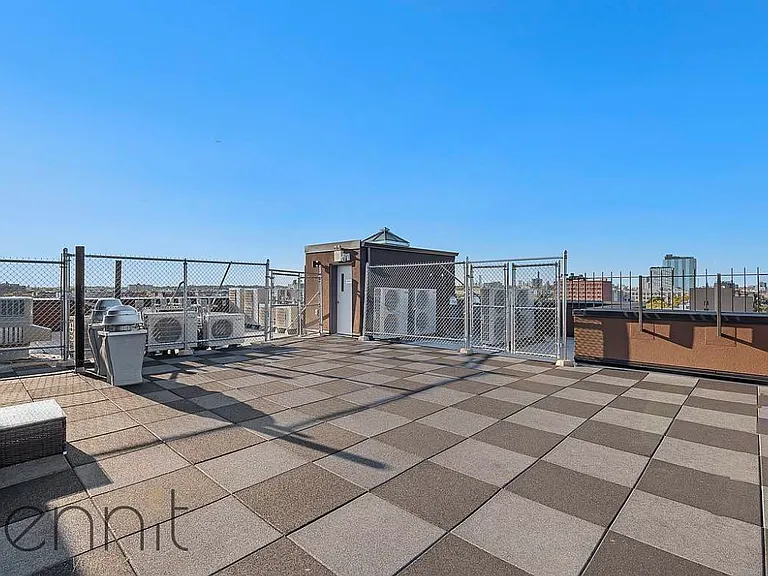 1084 Rogers Ave #4E — Photo 15