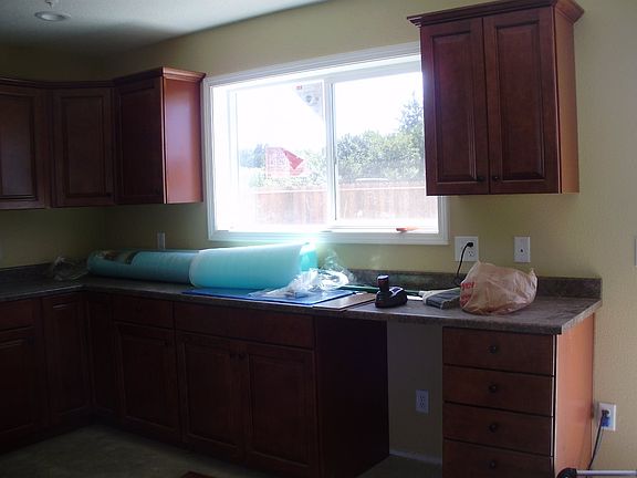 4th image of 1680-1680 Arlington Dr