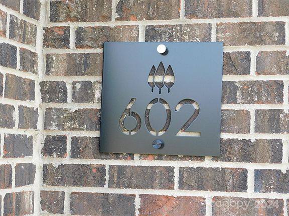 2nd image of 602 Piazza Pl #26