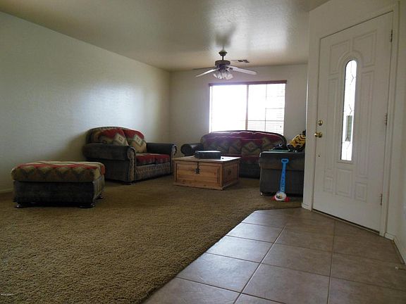 3rd image of 2054 N Parish Ln