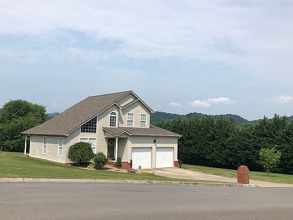 2nd image of 106 Clarksdale Cir