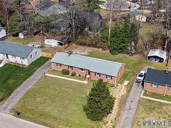 4th image of 4824 McAllister Dr