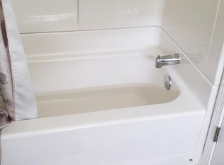 191 School St, West Dennis, MA 02670