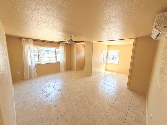 4th image of 16348 Taylor Ave