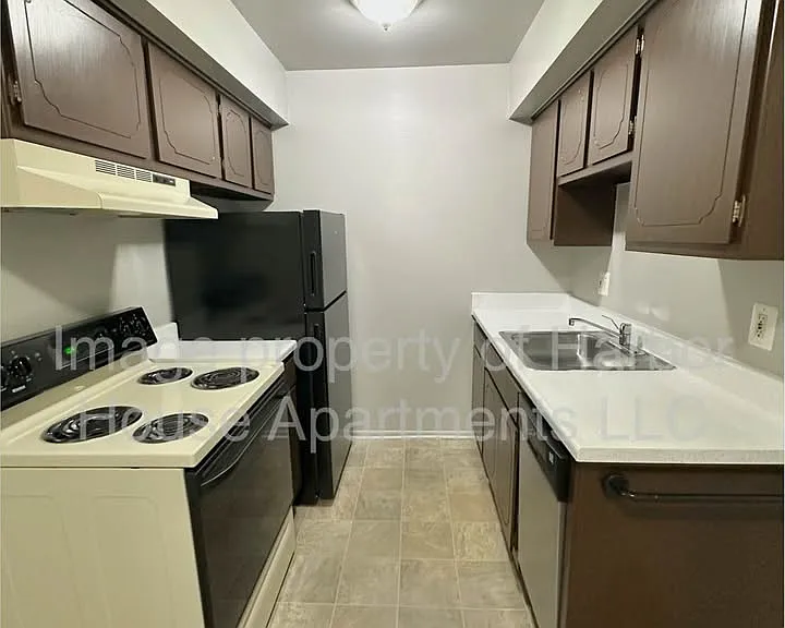22617 E Twelve Mile Rd #617 — Photo 4