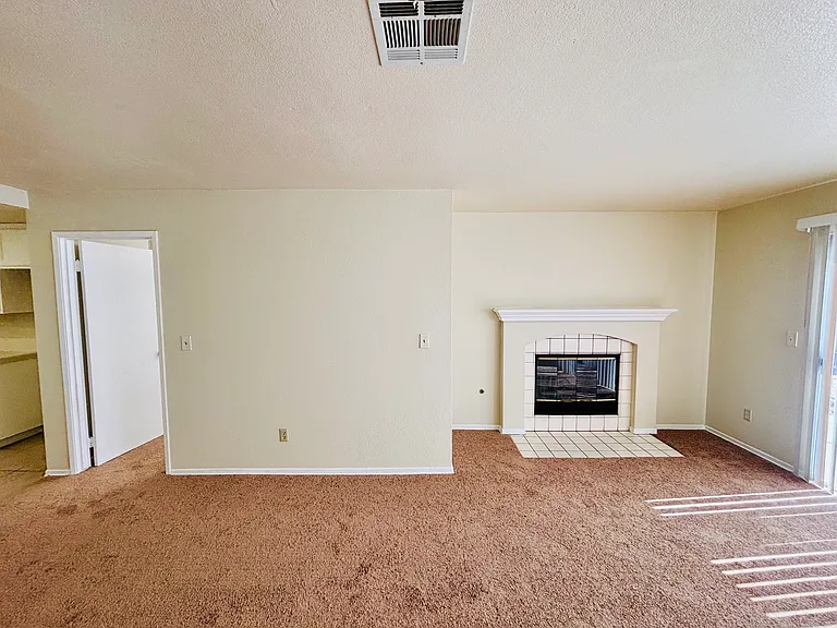 36905 Pond Ave — Photo 6