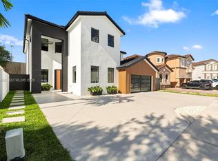 18172 NW 91st Ct, Hialeah, FL 33018
