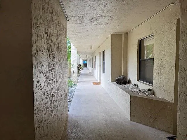 2900 NW 42nd Ave #A104 — Photo 23