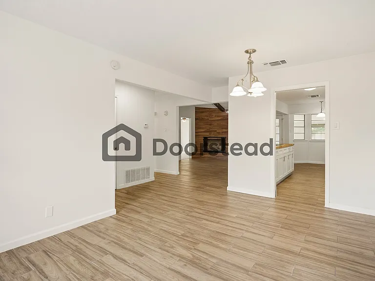10915 Mount Ida — Photo 9
