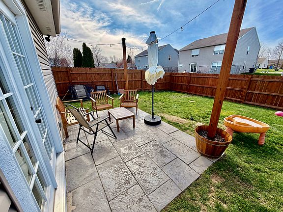 5th image of 3230 Monterey Dr
