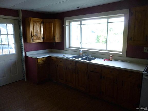 2nd image of 43 Wall St APT 1
