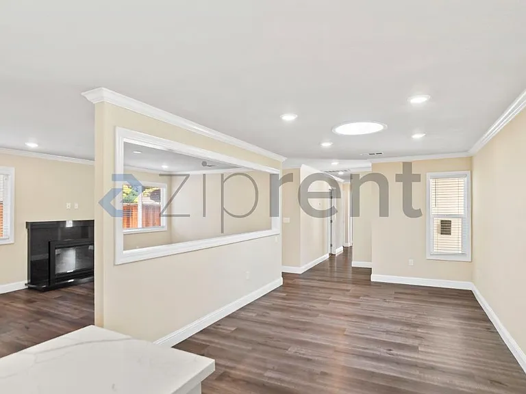 42386 Barbary St — Photo 8