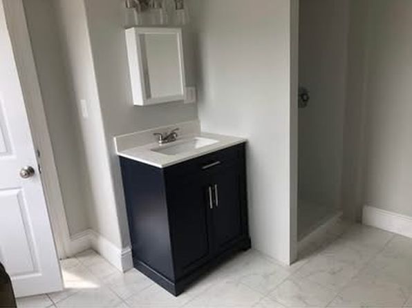 138 Waite Ave #3