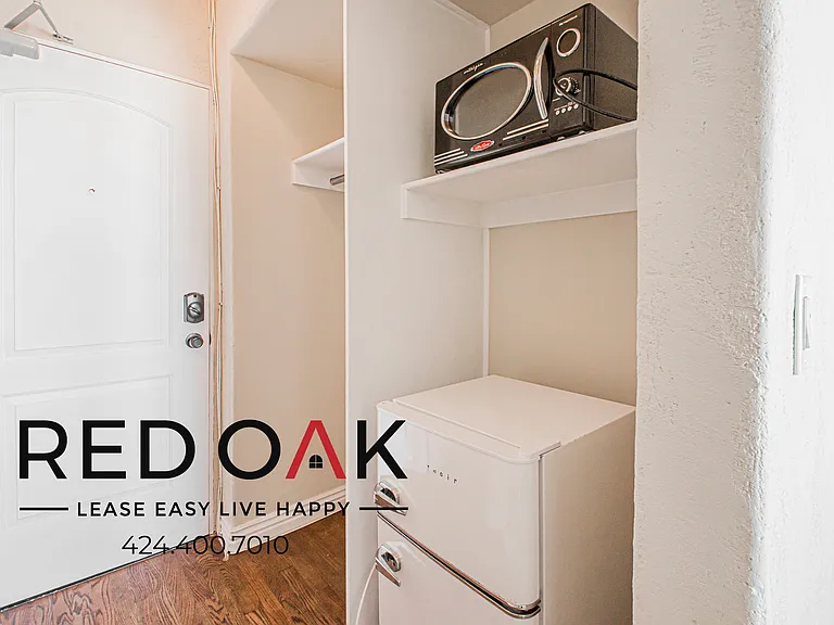 2731 Beverly Blvd #410 — Photo 7