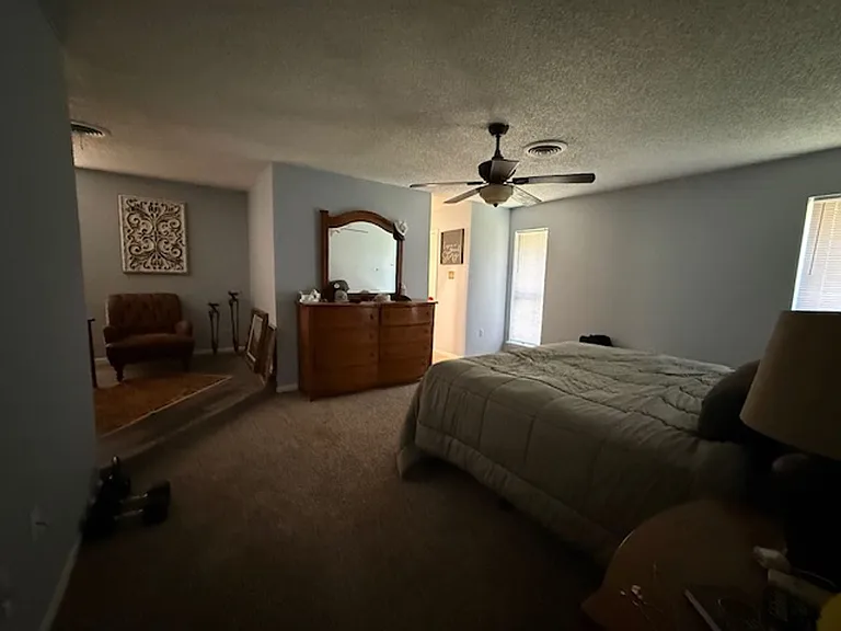4717 Beall Blvd — Photo 10
