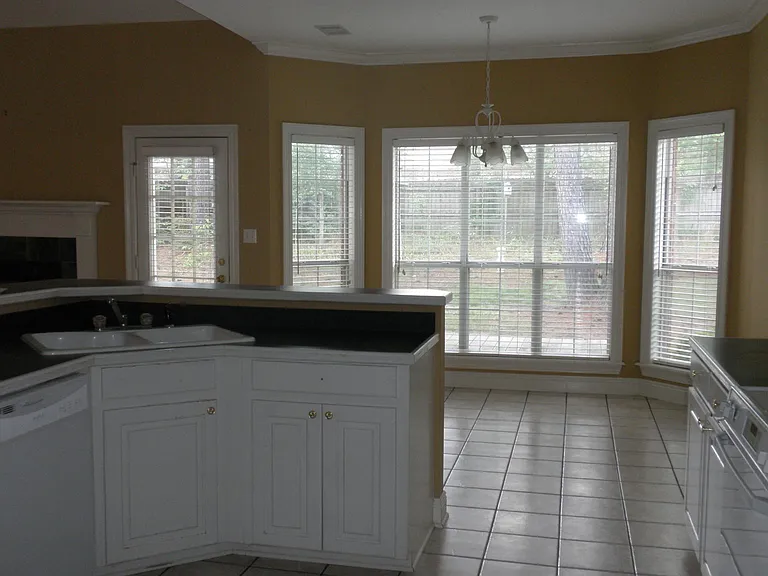107 W Shore Dr — Photo 9