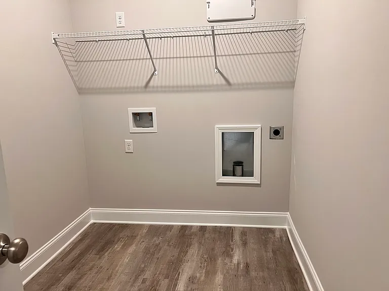 8024 Climbing Ivy Ct — Photo 30