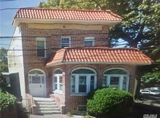 6112 167th St, Fresh Meadows, NY 11365
