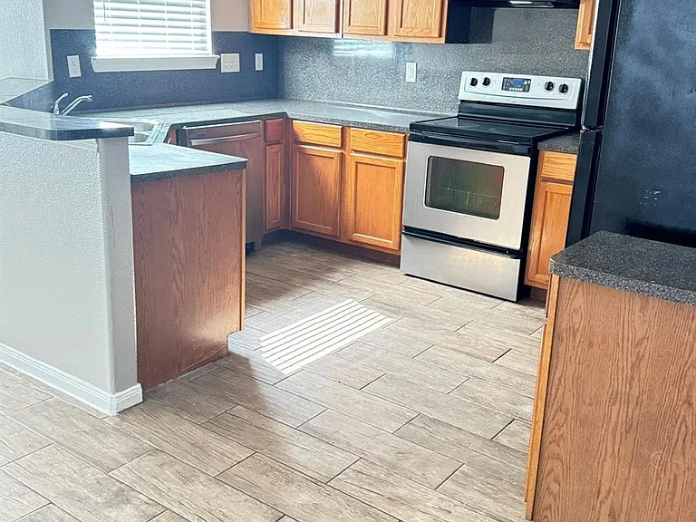 3922 Davenport St #B — Photo 1