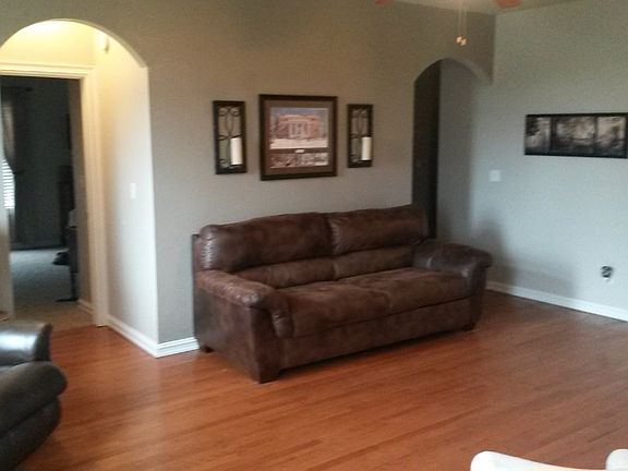 4th image of 2608 SW Wolf Run Dr
