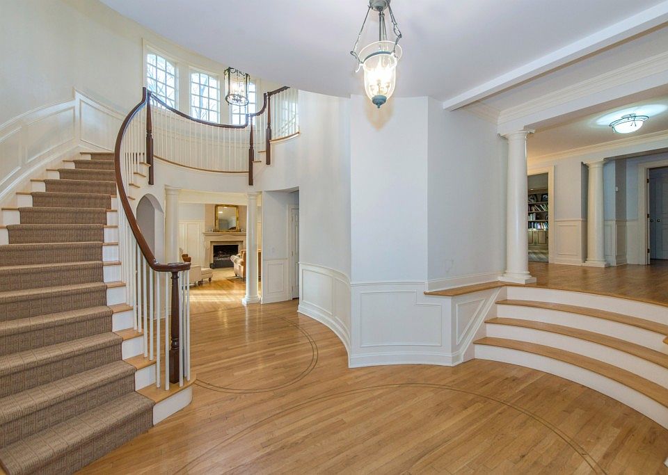 27 Pascack Rd, Woodcliff Lake, NJ 07677 Zillow