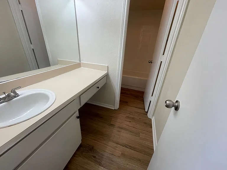 MTHLY - 3149 Tudor — Photo 16