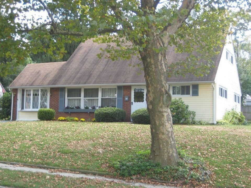 2nd image of 38 Quarter Turn East Rd