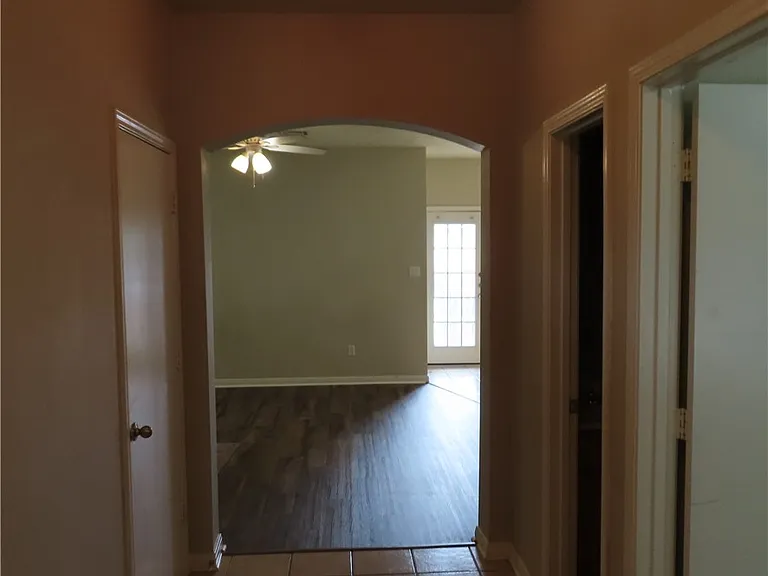 4107 McFarland Dr — Photo 10