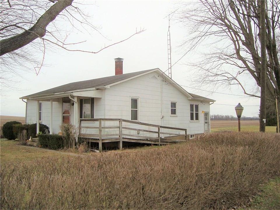 2nd image of 5137 S County Road 400 E