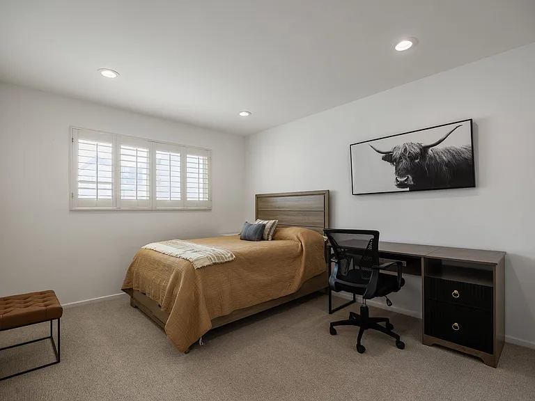 17165 Palisades Cir — Photo 17