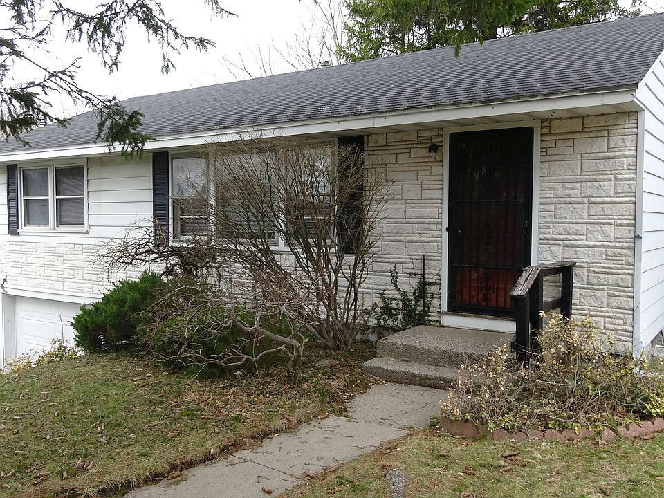 1st image of 123 Fairwood Dr