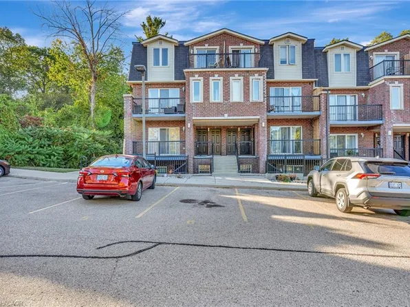 45 Cedarhill Cres #1D, Kitchener, ON N2E 0A2