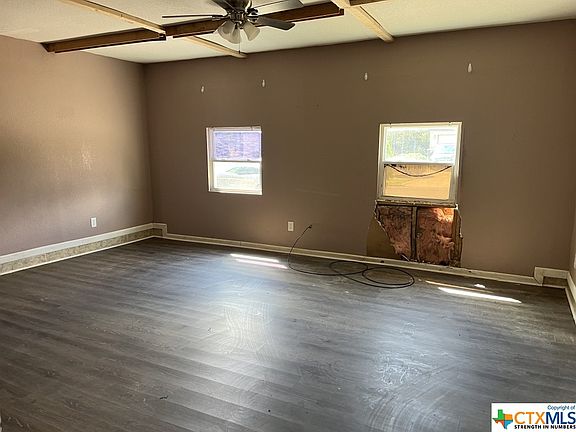 3rd image of 2501 Wiley Dr