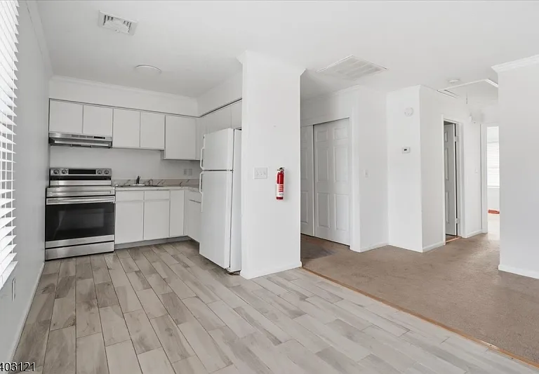 109 Quarry Rd #I — Photo 3