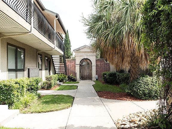 5th image of 5806 Birchbrook Dr APT 211