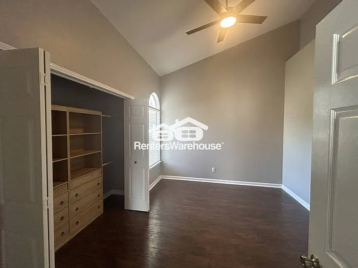 144 Waters Edge Ln — Photo 11
