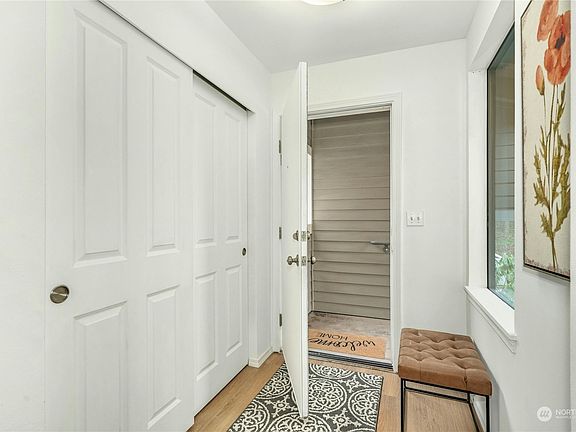 4th image of 9923 NE 144th Lane #708