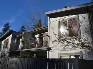 12202 NE 147th Pl #2B, Kirkland, WA 98034