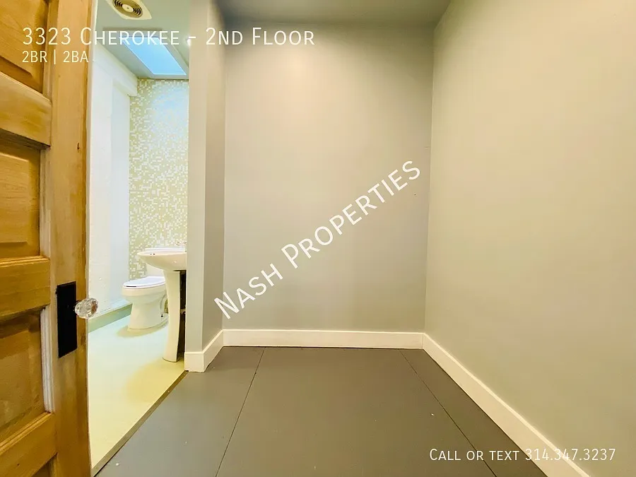 $1,495 - 2 Bed / 2 Bath apartment in Benton Park West - HUGE — Photo 4